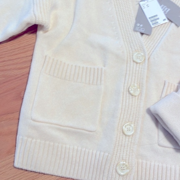 NWT 100%Wool cardigan - Picture 5 of 10